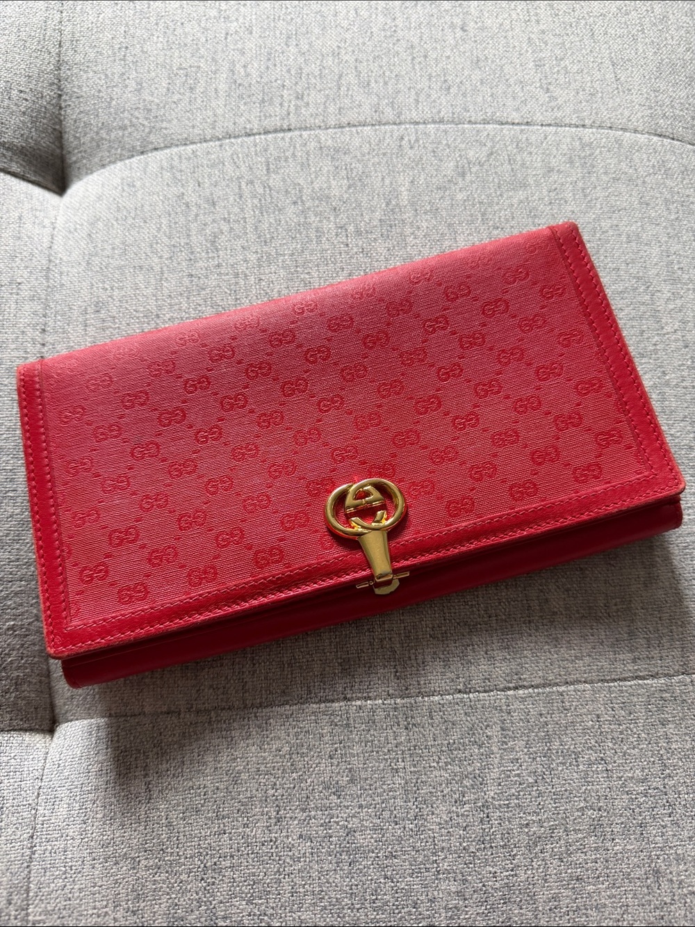 Gucci Red Embossed GG Leather Clutch with Gold-Tone Hardware